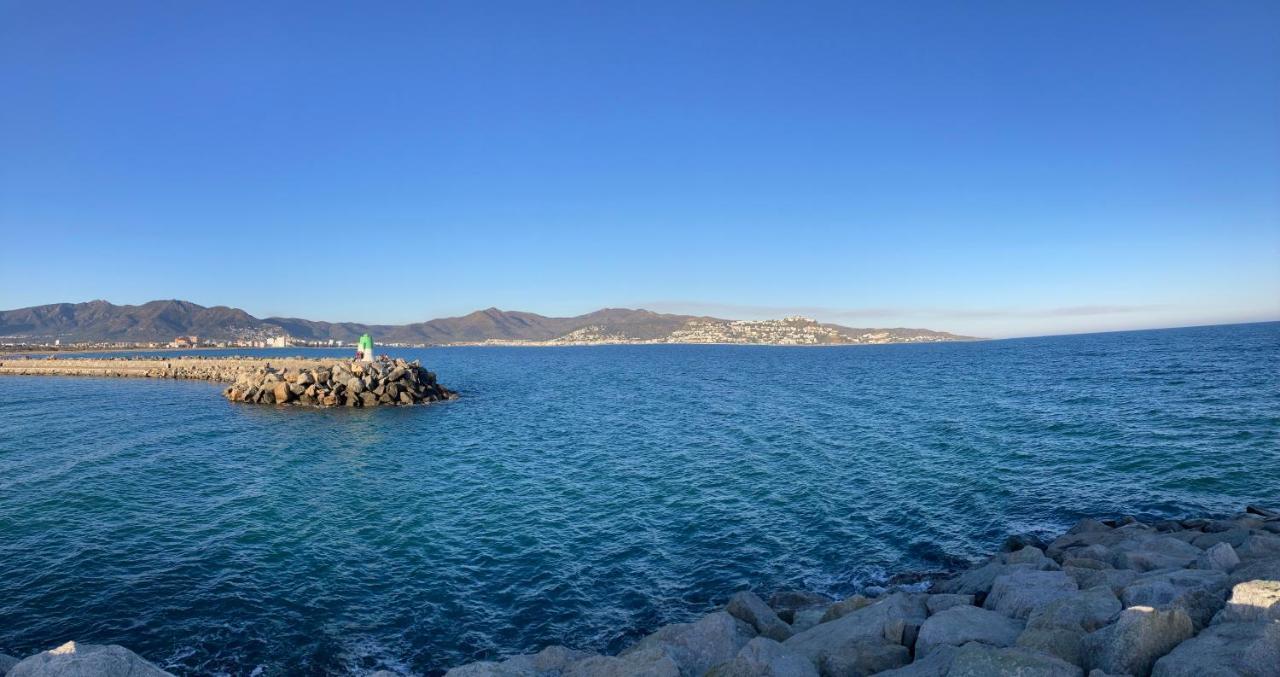 Tres Bel Appartement Entierement Renove Empuriabrava Exterior foto